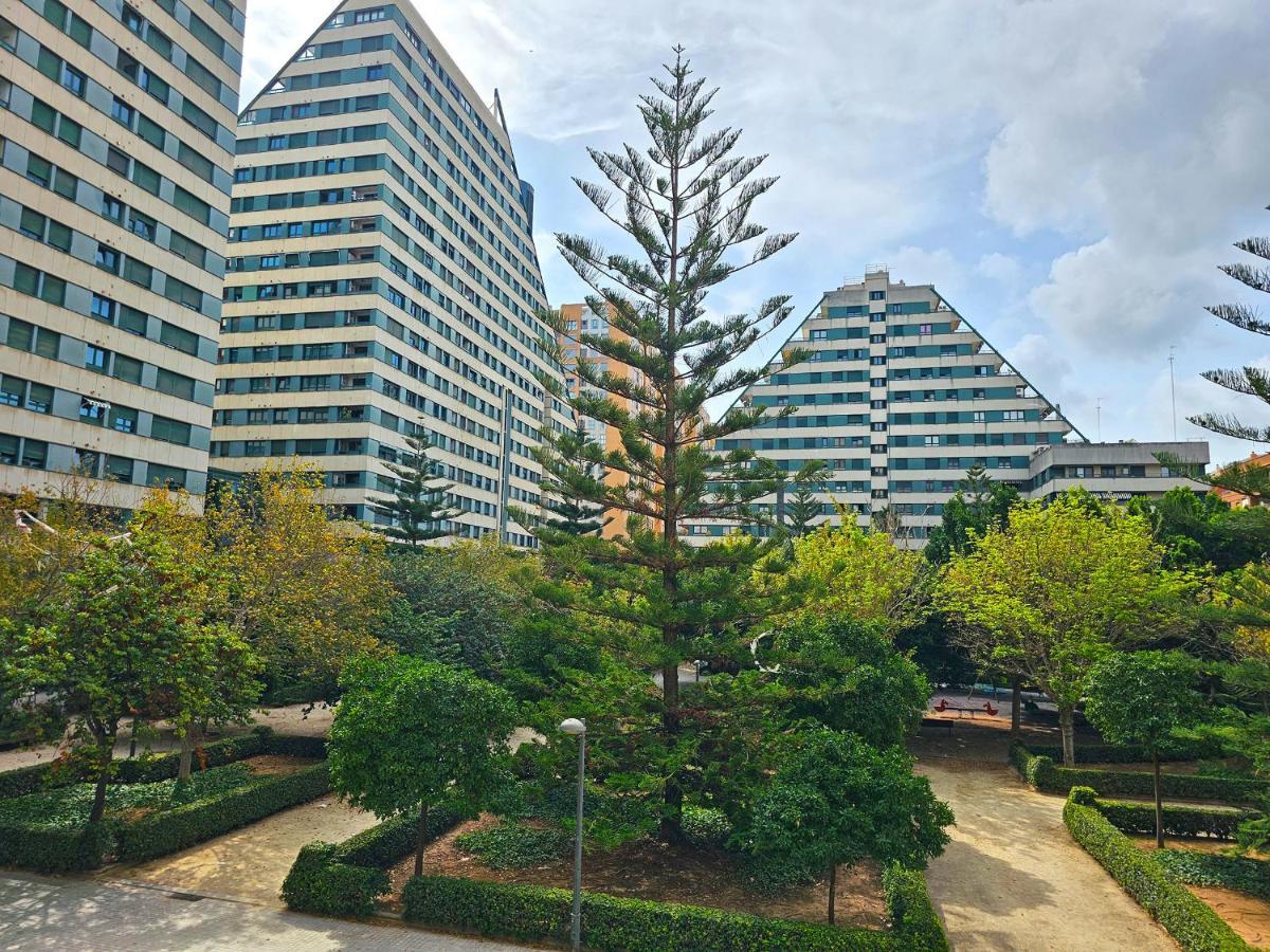 Apartamentos Las Ciencias V Valencie Exteriér fotografie